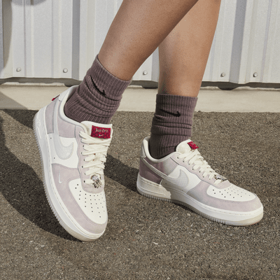 Γυναικεία παπούτσια Nike Air Force 1 ’07 LX