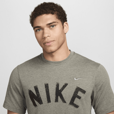 Nike Primary Swoosh Dri-FIT multifunctionele herentop met korte mouwen