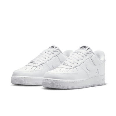 Nike Air Force 1 '07 EasyOn 鞋款