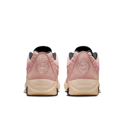 LeBron Witness 9 Basketball Shoes
