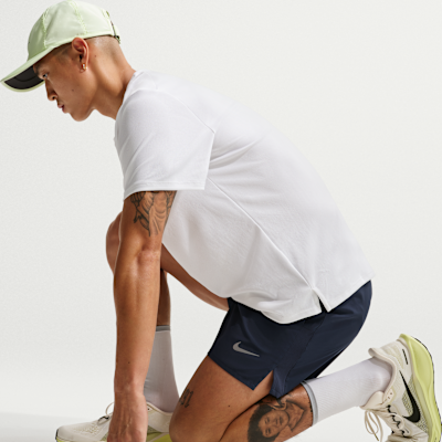 Nike Challenger Pantalón corto de running Dri-FIT de 13 cm con malla interior - Hombre