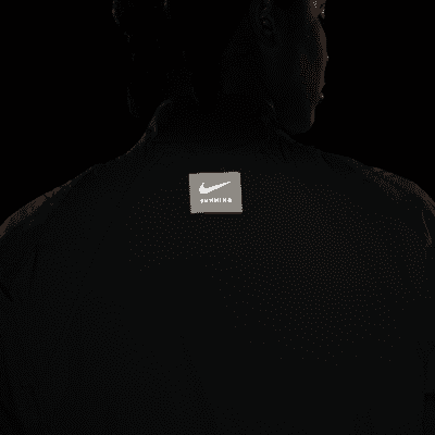 Chamarra de entrenamiento de running para mujer Nike Retro