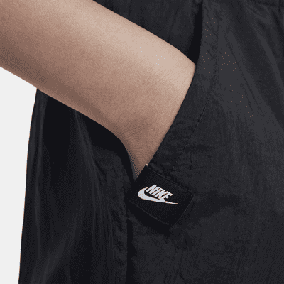 Nike Sportswear Heritage Big Kids' (Girls') Woven Pants
