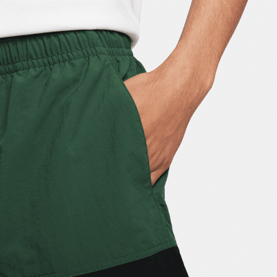 Nike Club Men's Woven Colour-Blocked Shorts