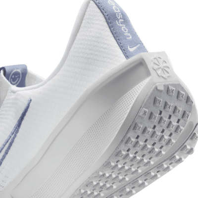 Tenis de correr en pavimento para hombre Nike Interact Run EasyOn