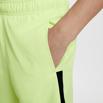 Shorts da training Nike Dri-FIT Challenger – Ragazzo