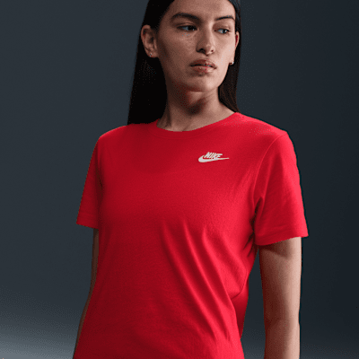 Nike Sportswear Club Essentials Women's T-Shirt