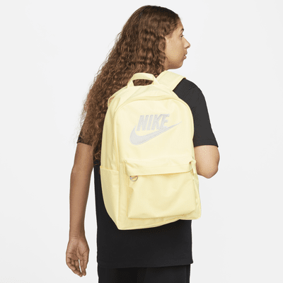 NIKE公式】ナイキ ヘリテージ バックパック (25L).オンラインストア