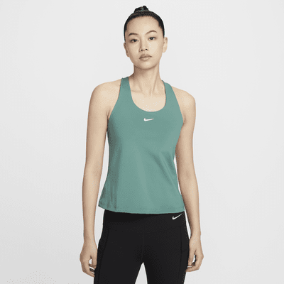 เสื้อกล้ามสปอร์ตบราผู้หญิงซัพพอร์ตระดับกลางเสริมฟองน้ำ Nike Swoosh