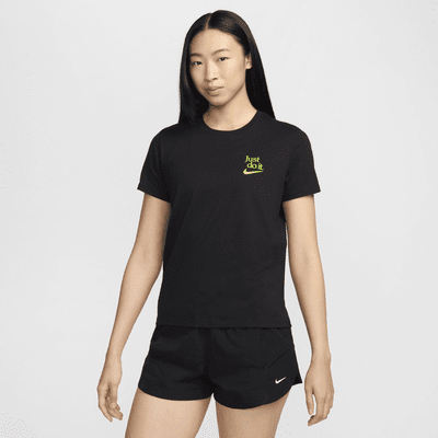 Nike Women's T-Shirt