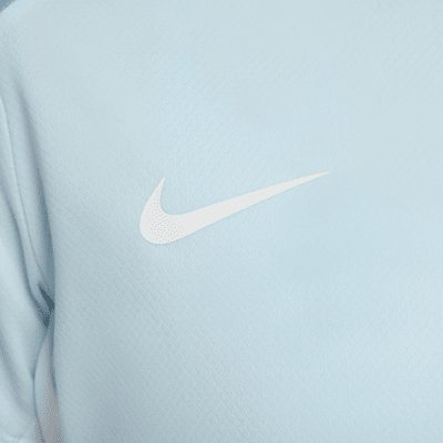 Nike Strike Dri-FIT Kısa Kollu Kadın Futbol Üstü