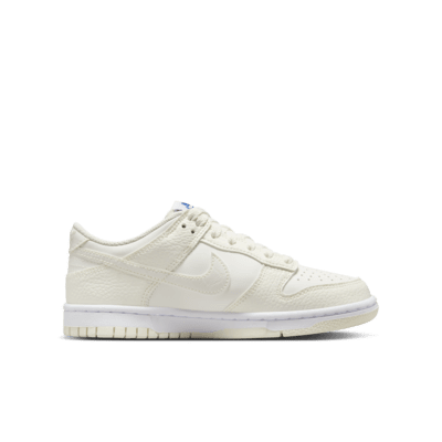 Nike Dunk Low SE Older Kids' Shoes