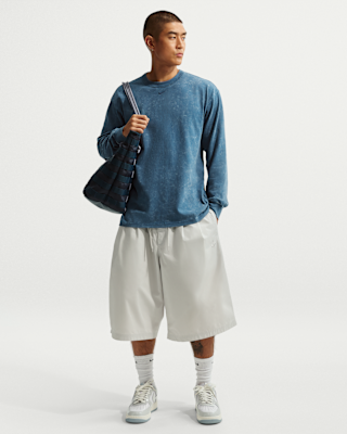 Nike Sportswear Premium Essentials