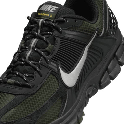 Nike Zoom Vomero 5 Men's Shoes