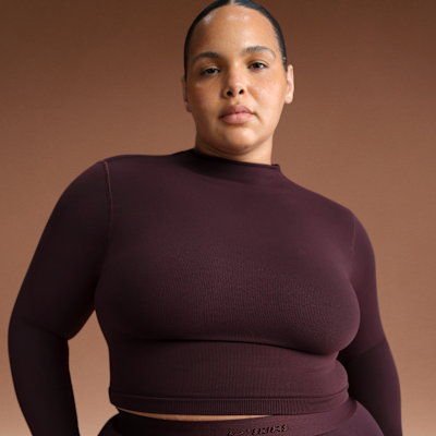 NikeSKIMS Vintage Seamless Women's Mock-Neck Crop Top