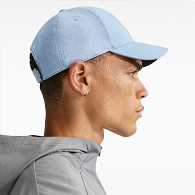 Nike Dri-FIT Club Structured Swoosh Cap