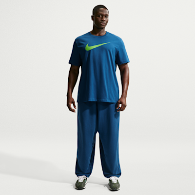 Playera para hombre Nike Sportswear Swoosh