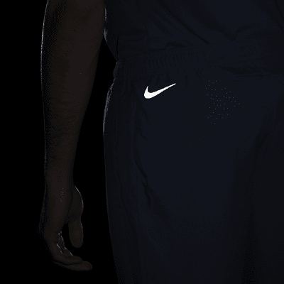 Nike Challenger Flash Men's Dri-FIT Woven Running Trousers. Nike IN