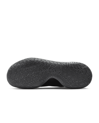 nike kyrie fly trap