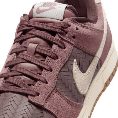 나이키 덩크 로우 프리미엄 SE 여성 신발