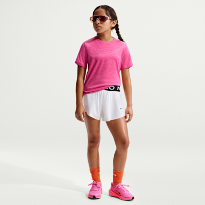 Nike Miler Older Kids' Dri-FIT Short-Sleeve Top