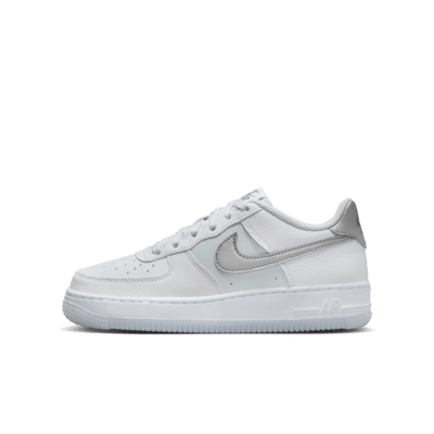 Nike Air Force 1 Older Kids' Shoes