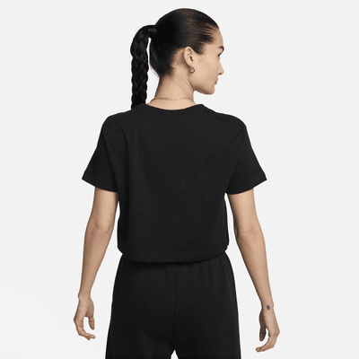 Nike Sportswear Essential Women's Cropped T-Shirt