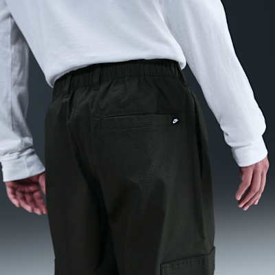 Nike Sportswear Club Men's Woven Cargo Trousers