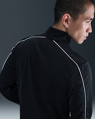 Nike Sportswear Club