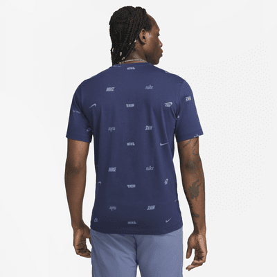 Playera con estampado en toda la prenda para hombre Nike Club