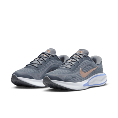 Tenis de correr en pavimento para mujer Nike Journey Run