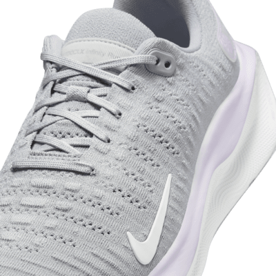 Tenis de correr en carretera para mujer (extraancho) Nike InfinityRN 4