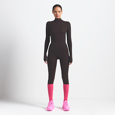 Leggings de tiro alto con panel en V para mujer NikeSKIMS Weightless Layers