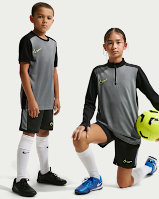 Детские шорты Nike Academy Big Kids' Dri-FIT Soccer Knit Shorts