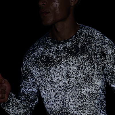 Nike Stride Men's Dri-FIT ADV Long-Sleeve Running Top with Reflective Accents