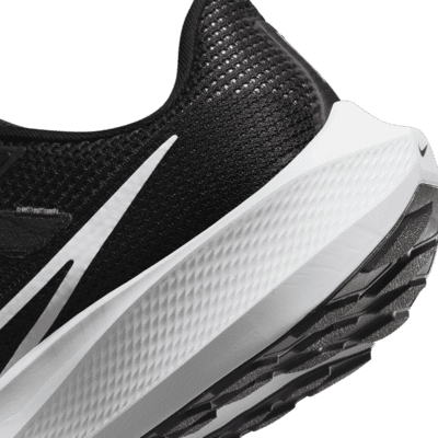 Nike Pegasus 40 Men's Road Running Shoes (Extra Wide). Nike UK