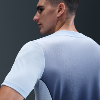 Nike Strike+ Men's Dri-FIT Short-Sleeve Soccer Top
