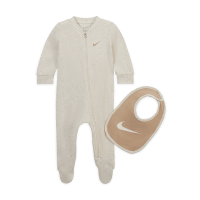 Nike Baby (0-6M) 8-Piece Boxed Gift Set