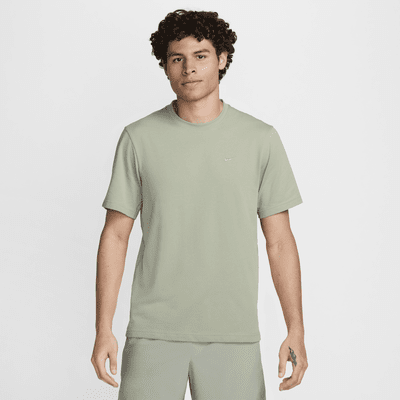 Playera versátil de manga corta para hombre Nike Primary