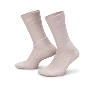 Nike Everyday Wool Cushioned Crew Socks (2 Pairs)