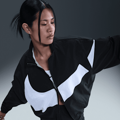 Nike Sportswear Women's Oversized Woven Jacket