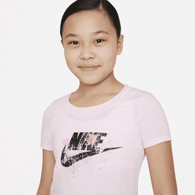 Nike Sportswear Big Kids' (Girls') T-Shirt. Nike.com