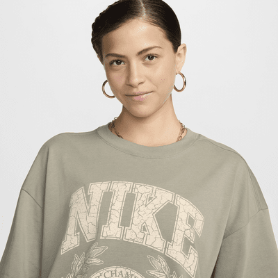 Nike Sportswear Essential Women's Oversized T-Shirt