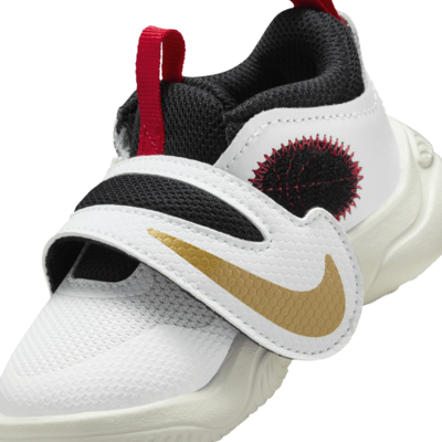 Tenis para bebé e infantil Nike Team Hustle D 11