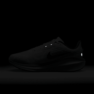 Nike Vomero 17 Men's Road Running Shoes (Extra Wide). Nike BG