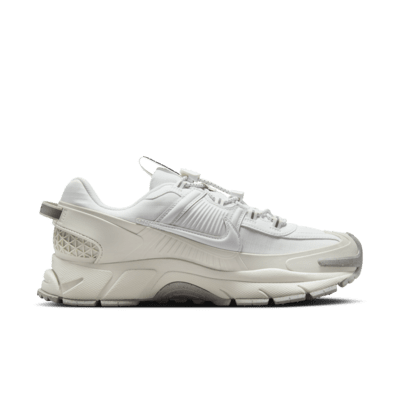 Nike Zoom Vomero Roam Women's Winterized Shoes