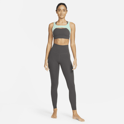 Bra deportivo de tela de canalé con forro ligero de baja sujeción para mujer Nike Yoga Indy