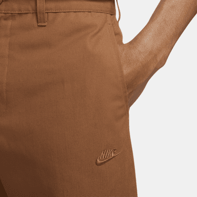 Calças estilo chino Nike Club para homem