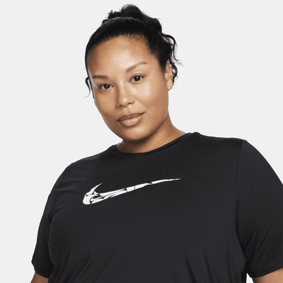 Nike One Swoosh Dri-FIT kortermet løpeoverdel til dame (Plus Size)