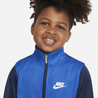 Conjunto de entrenamiento Dri-FIT para niños talla pequeña Nike Sportswear Lifestyle Essentials 2-Piece Set